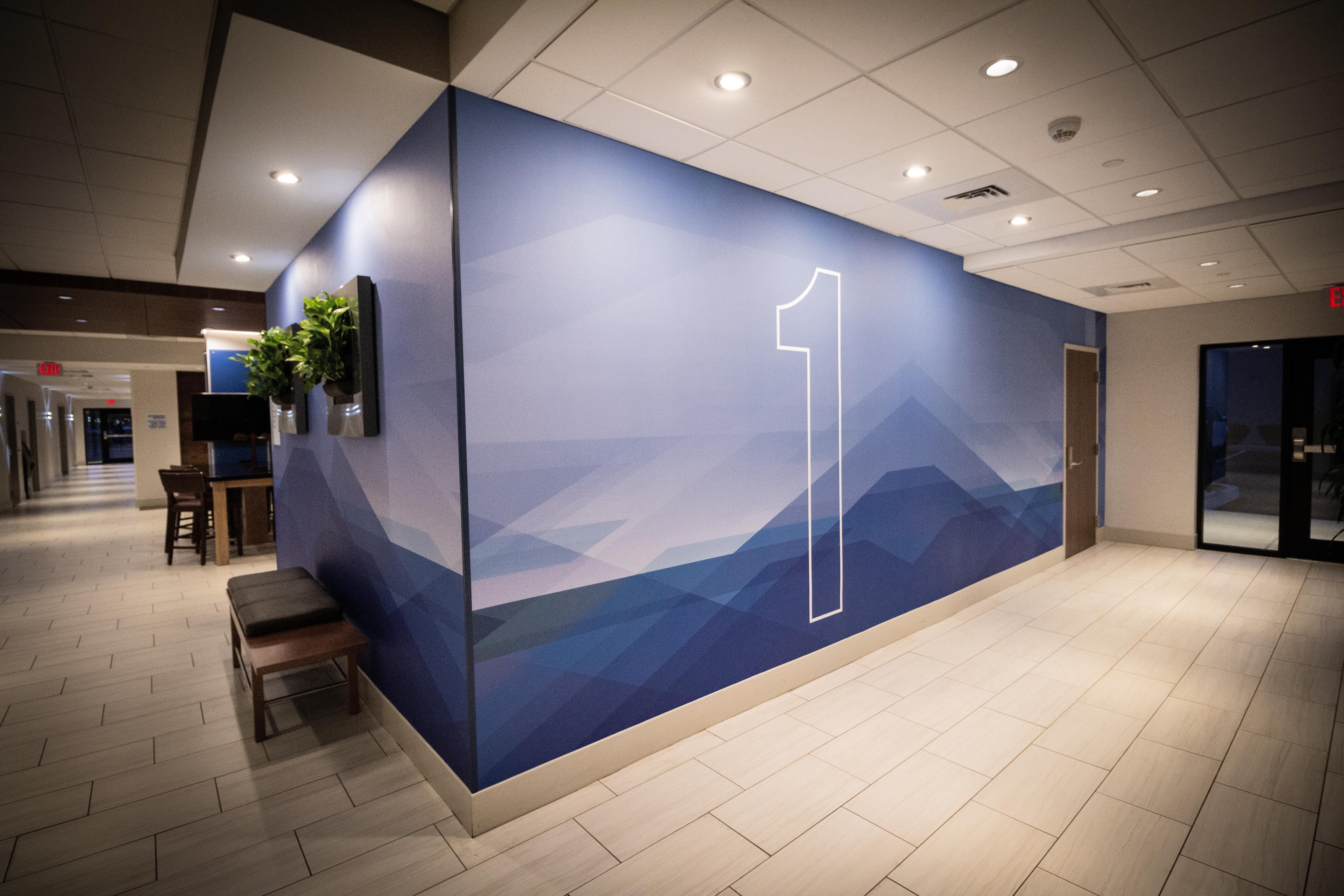 Holiday Inn Express & Suites - Boston South - Randolph By Ihg Екстер'єр фото
