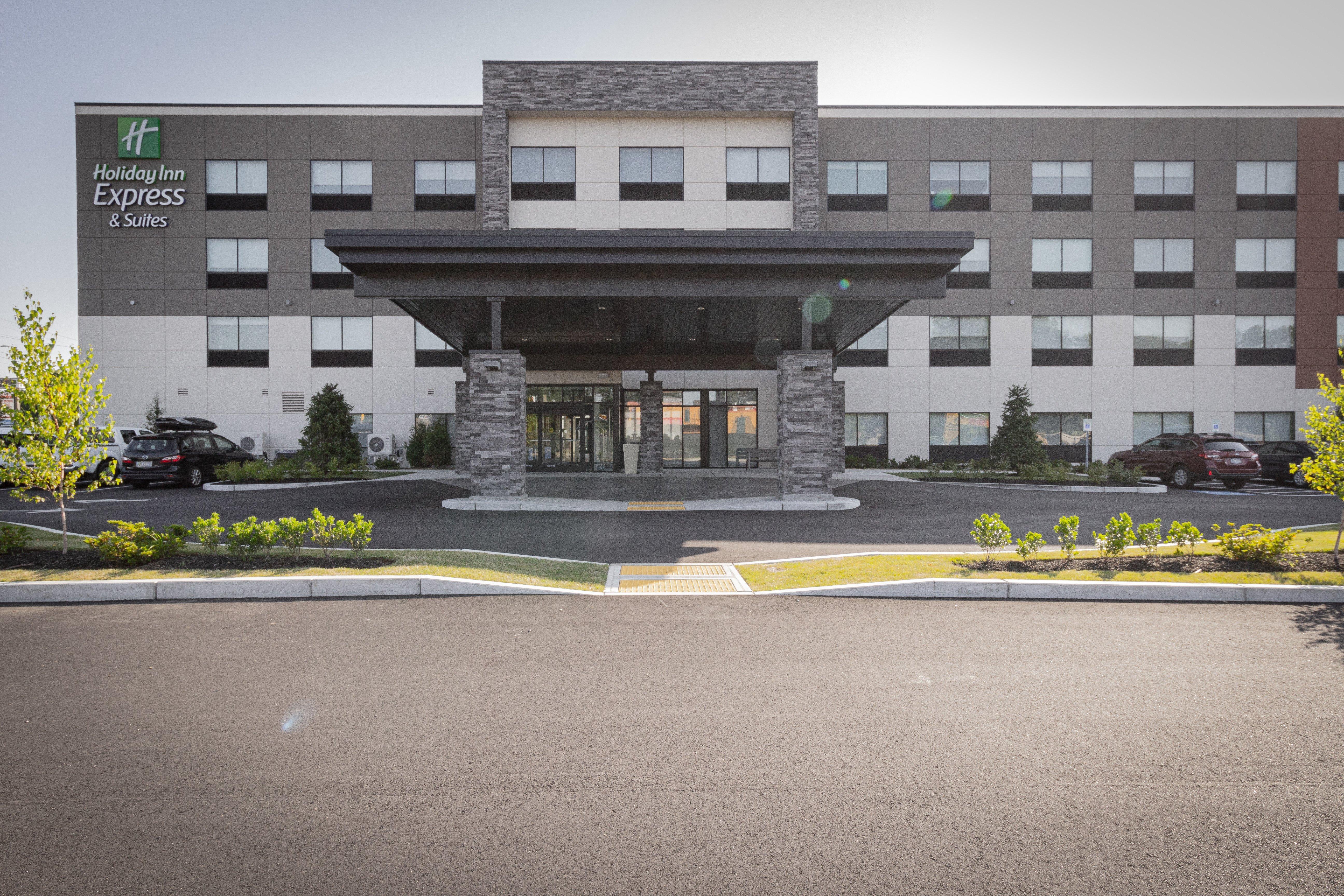 Holiday Inn Express & Suites - Boston South - Randolph By Ihg Екстер'єр фото